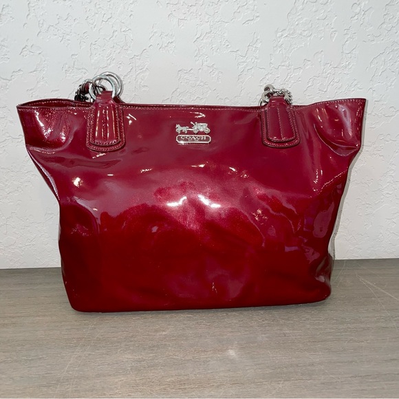 COACH 18770 Chelsea Patent Leather Shoulder Tote Bag Red